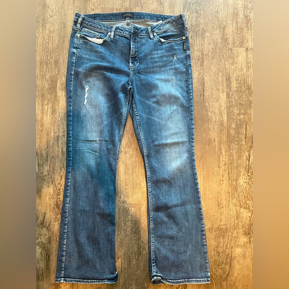 Silver Women”s Plus Jeans Size 18/L33